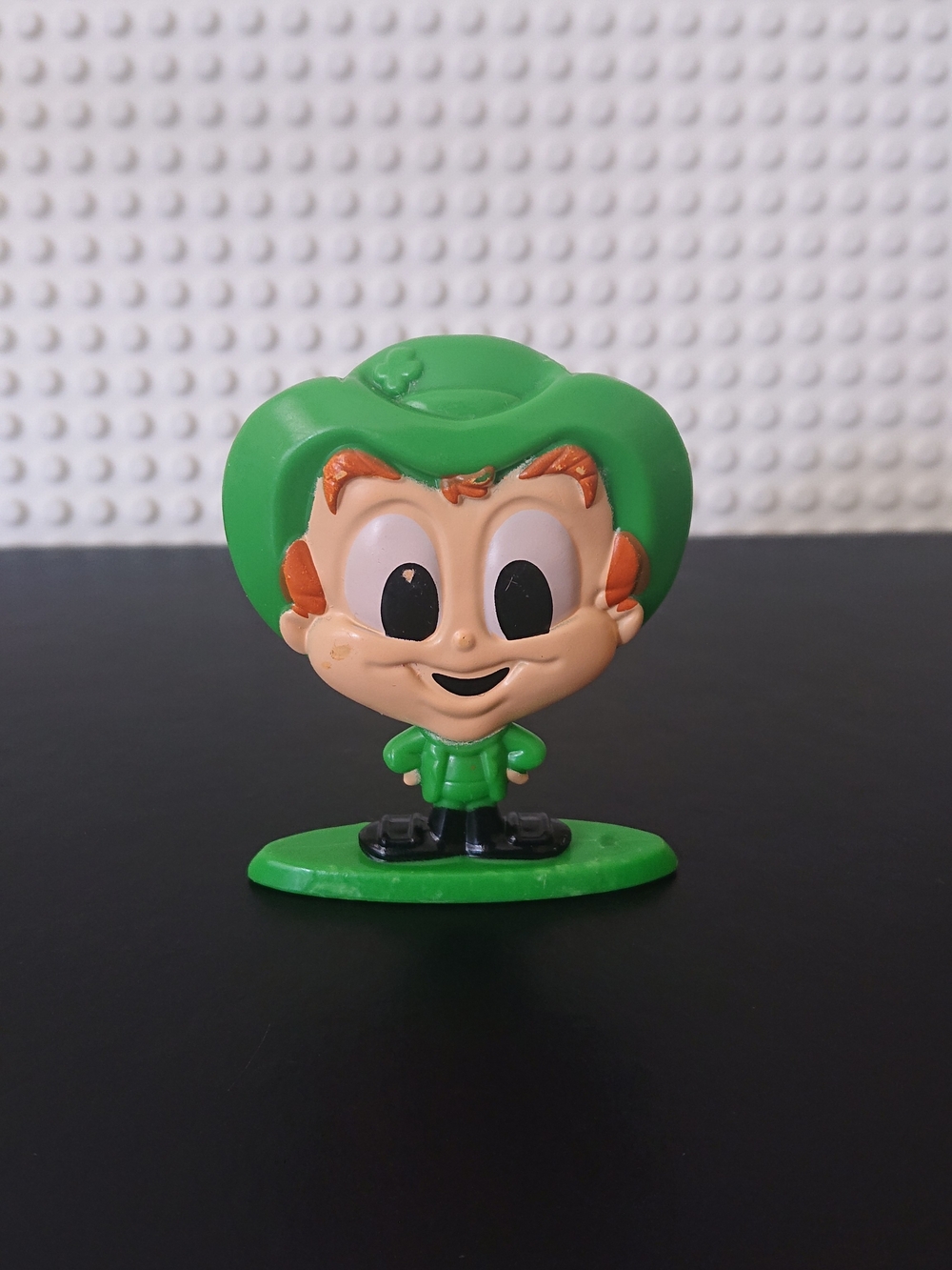 General Mills Lucky Charms Cereal - Lucky The Leprechaun 2.25" Mascot Figure
